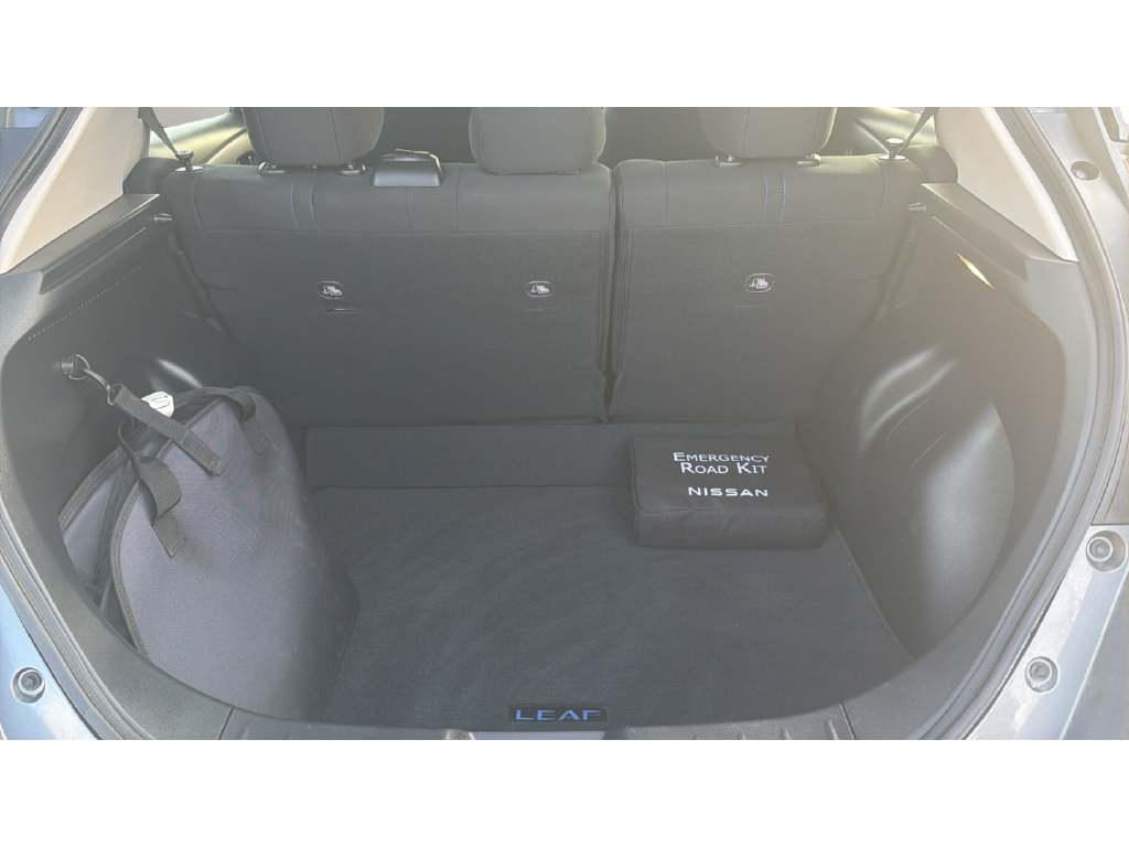 Certified 2025 Nissan Leaf SV Plus FWD image 7