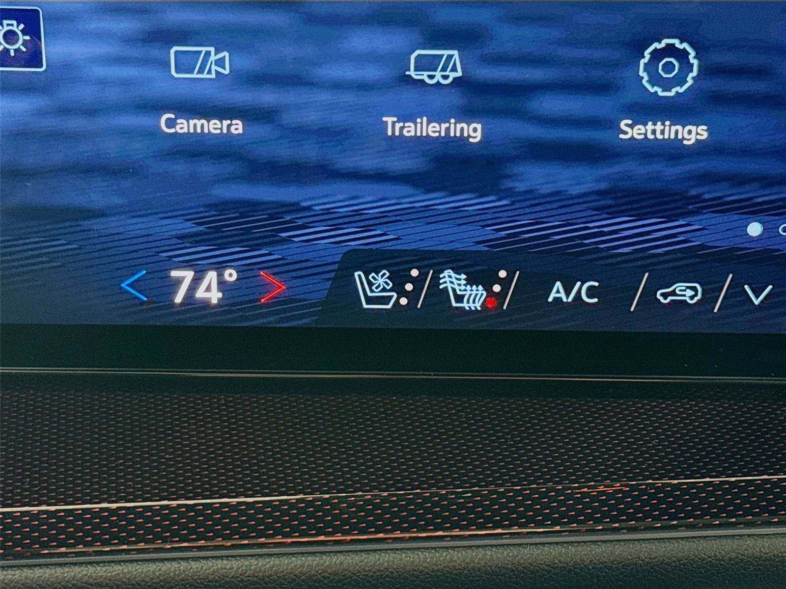 New 2026 Chevrolet Traverse RS image 16