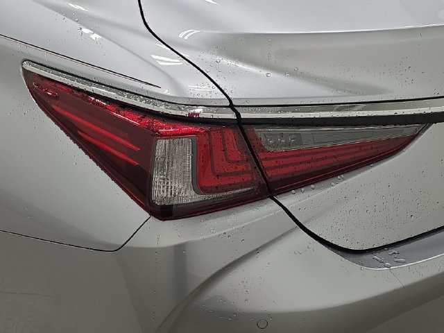 Used 2022 Lexus ES 350 w/ Premium Package FWD image 31