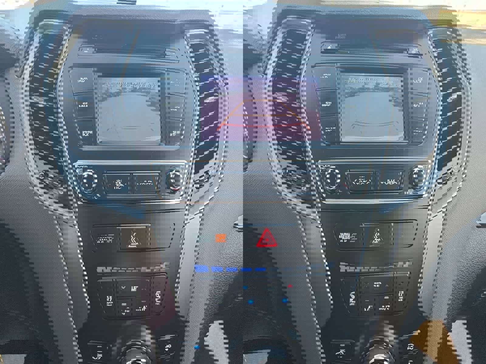 Used 2018 Hyundai Santa Fe Sport image 17