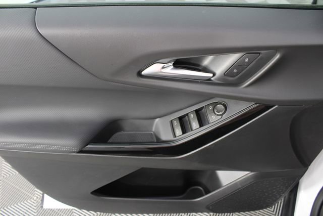 New 2026 Chevrolet Equinox LT image 13