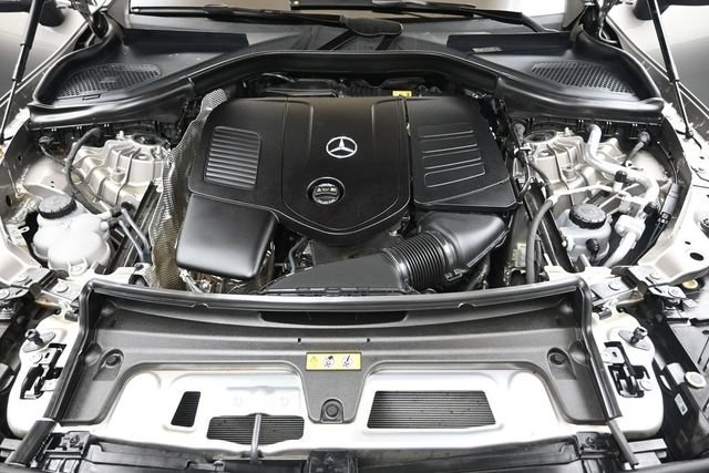 Used 2023 Mercedes-Benz GLC 300 4MATIC image 9