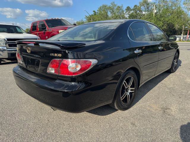Used 2003 Lexus ES 330 image 7