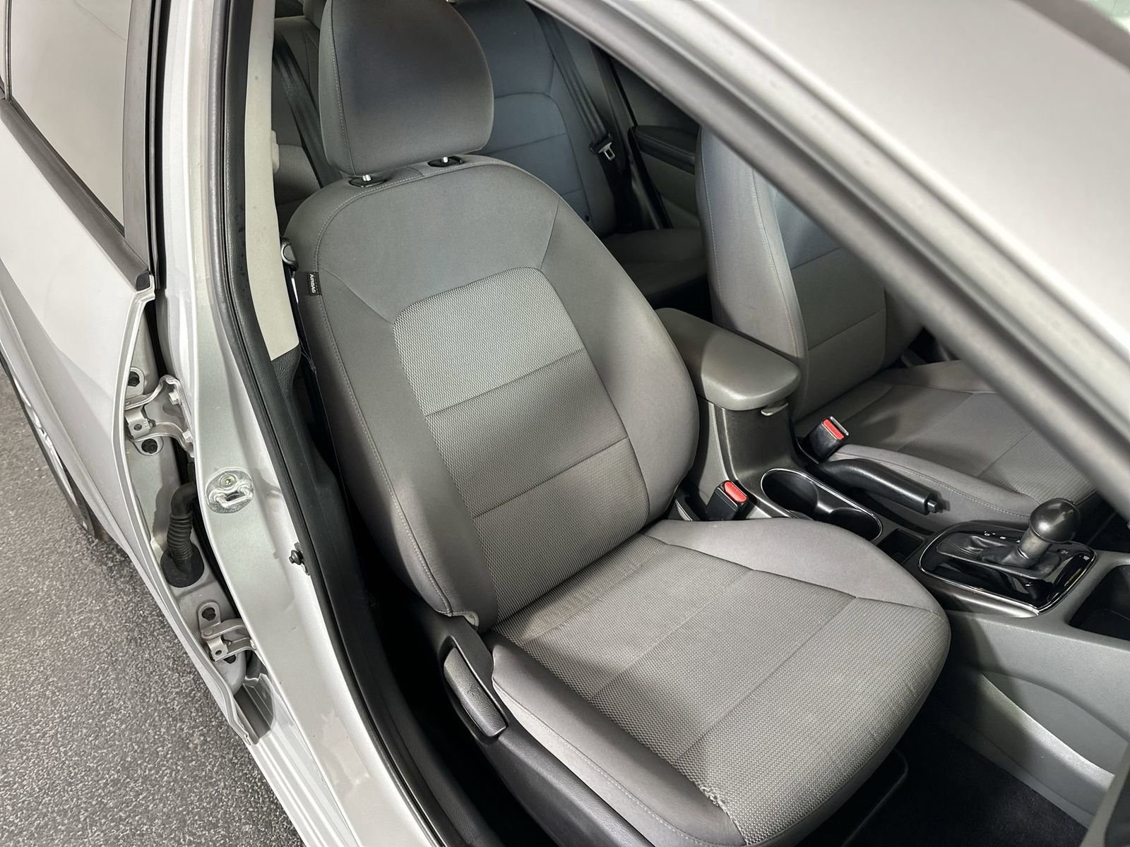 Used 2017 Kia Forte LX image 27