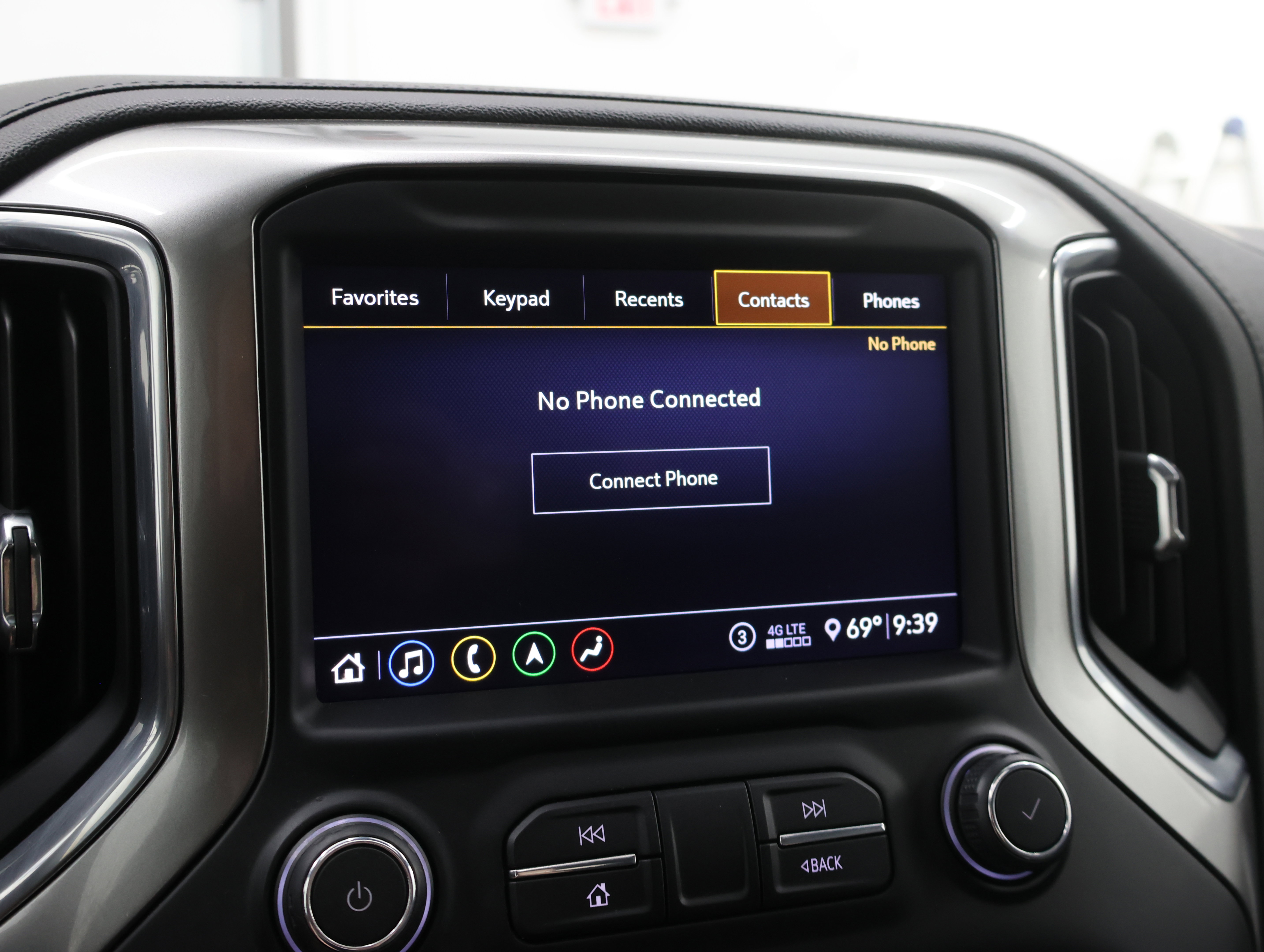Used 2020 Chevrolet Silverado 2500 LTZ w/ LTZ Premium Package AWD/4WD image 61
