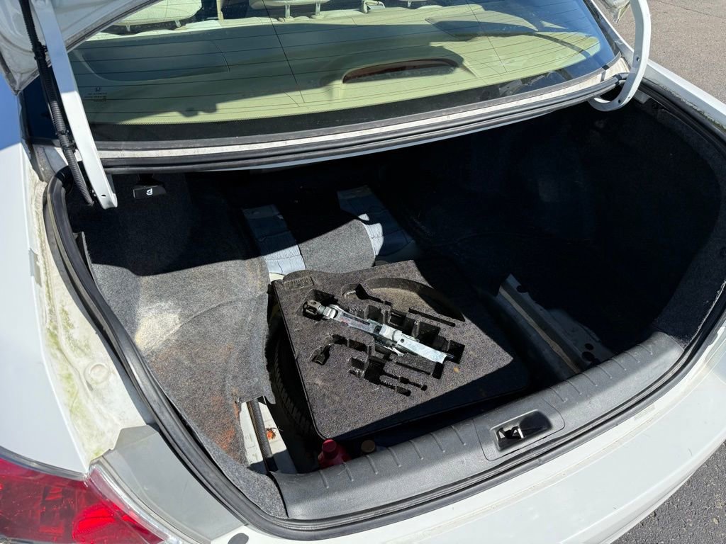 Used 2010 Honda Accord LX image 5