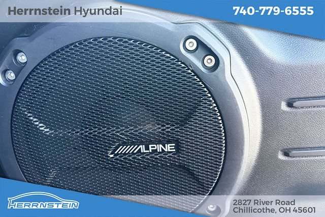 Used 2021 Jeep Wrangler Unlimited Sahara w/ Cold Weather Group AWD/4WD image 17