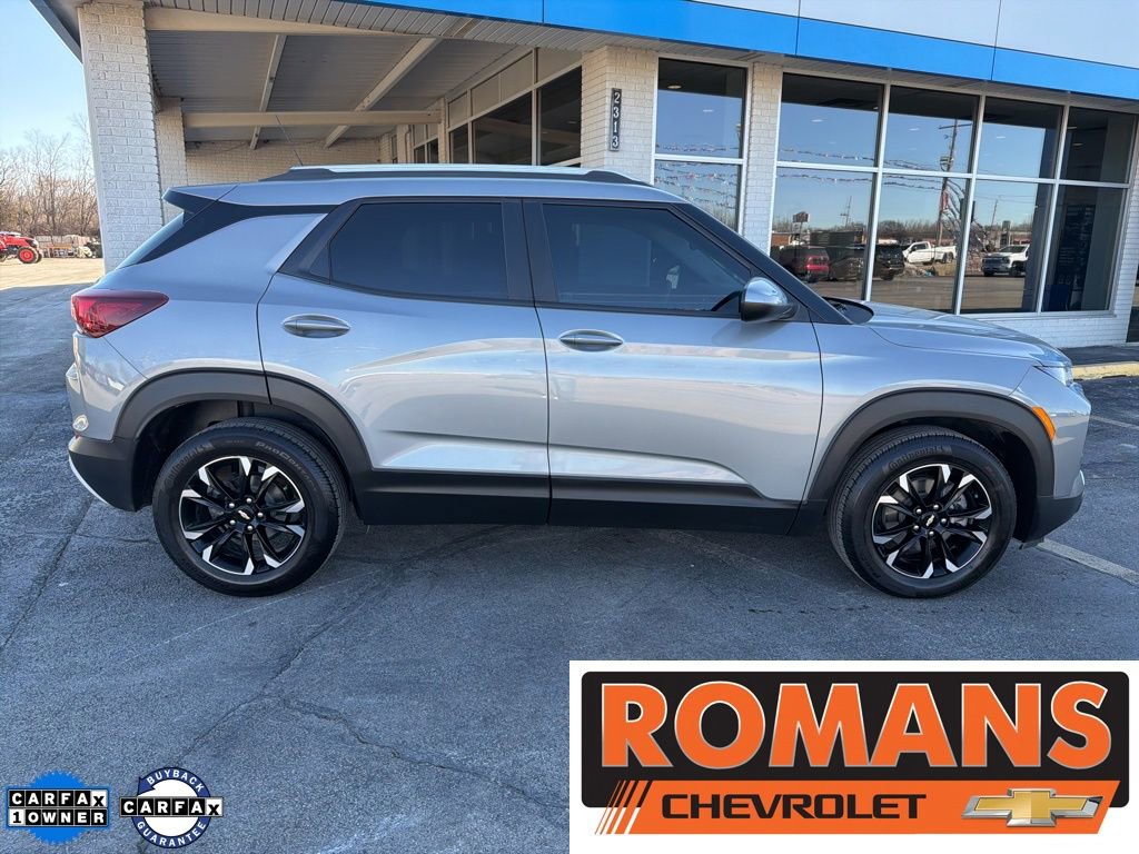 Used 2023 Chevrolet TrailBlazer LT image 2