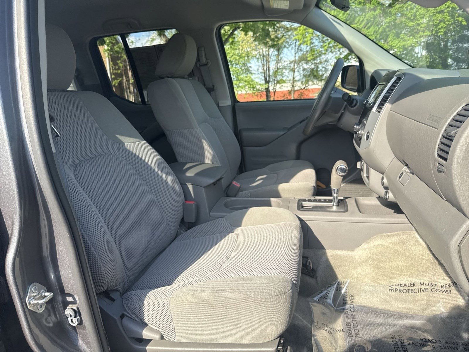 Used 2018 Nissan Frontier SV AWD/4WD image 24