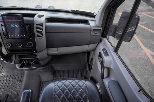 Used 2012 Mercedes-Benz Sprinter 3500 image 34