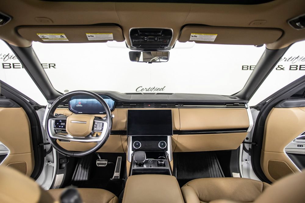 Used 2023 Land Rover Range Rover Long Wheelbase Autobiography AWD/4WD image 29