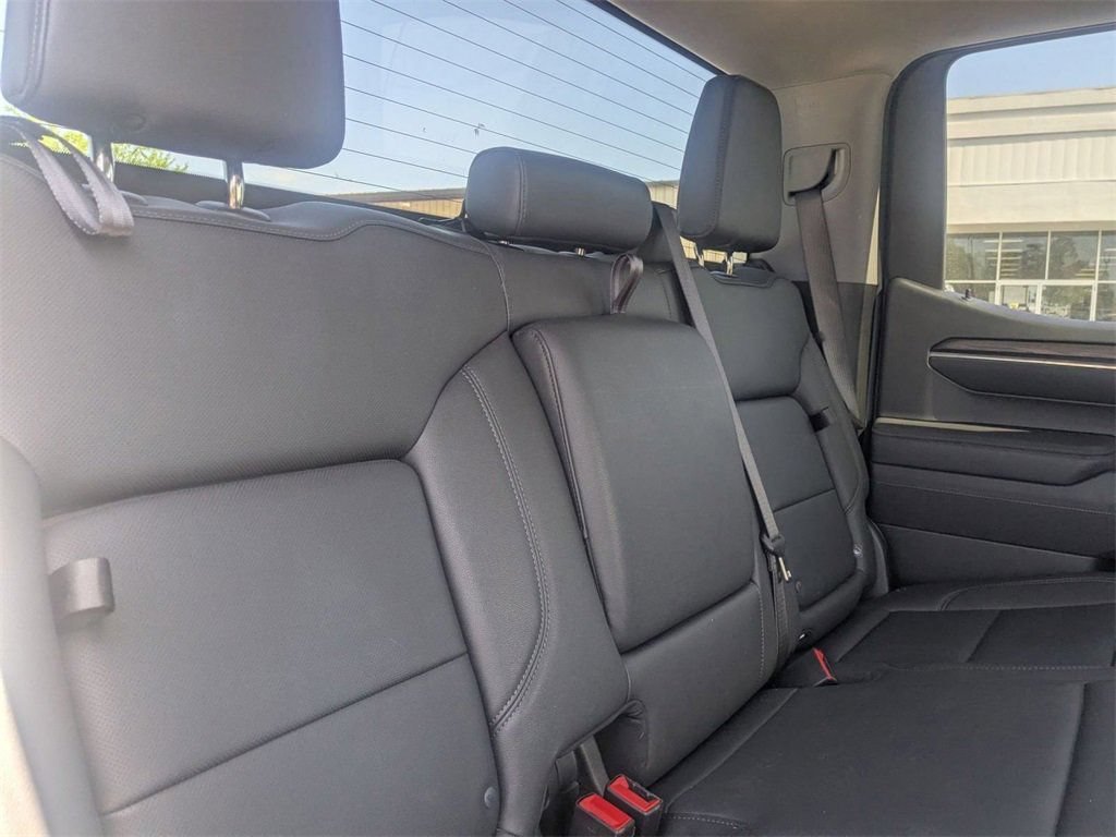 Used 2025 GMC Sierra 1500 SLT RWD image 31