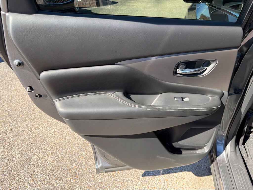 Used 2020 Nissan Murano S w/ Technology Package FWD image 16