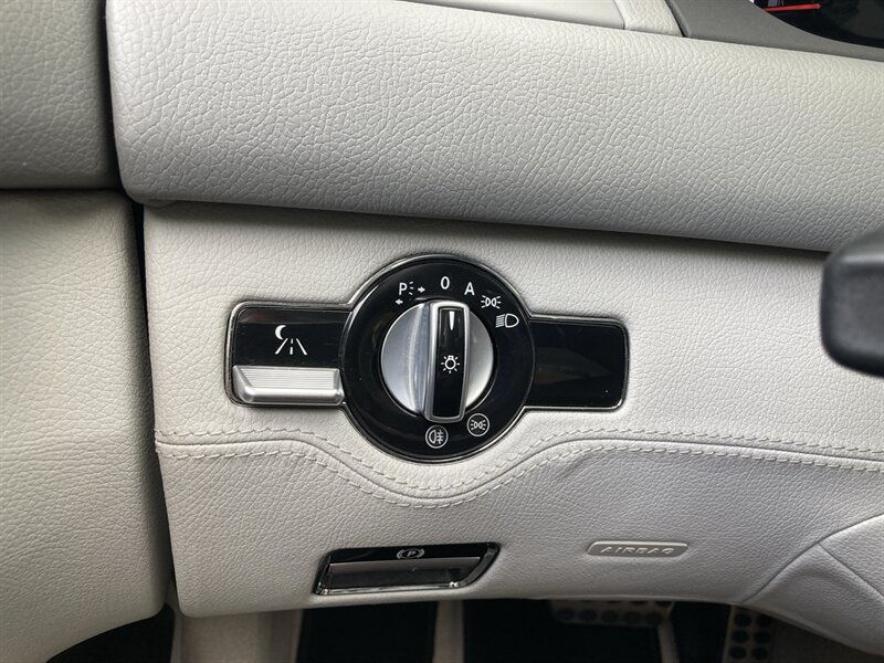 Used 2012 Mercedes-Benz CL 63 AMG image 22