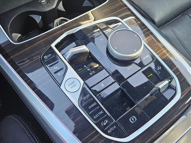 Used 2025 BMW X5 xDrive50e image 23