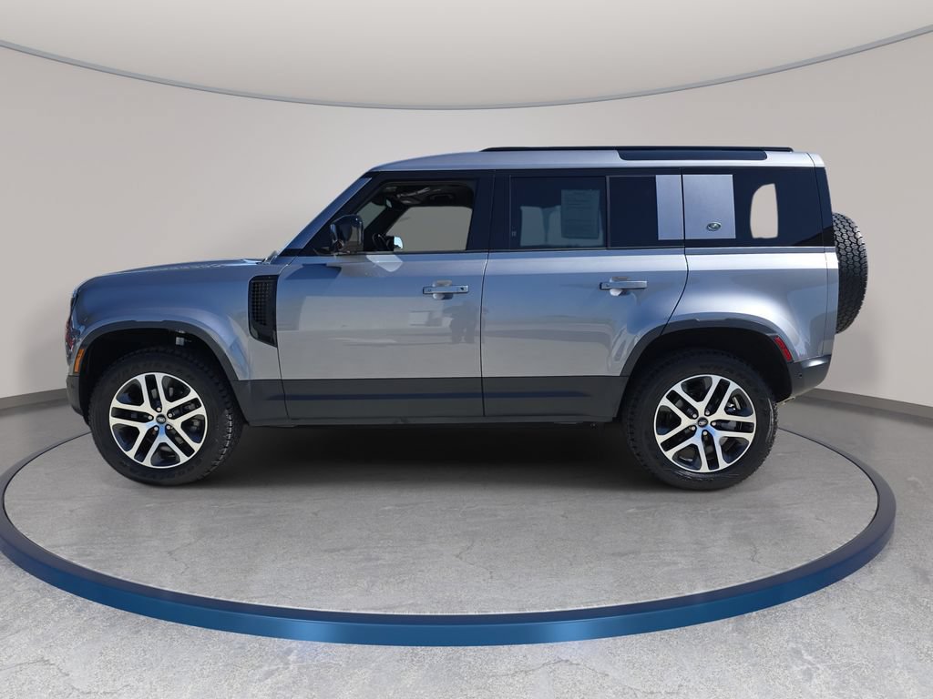 Used 2024 Land Rover Defender 110 S AWD/4WD image 8