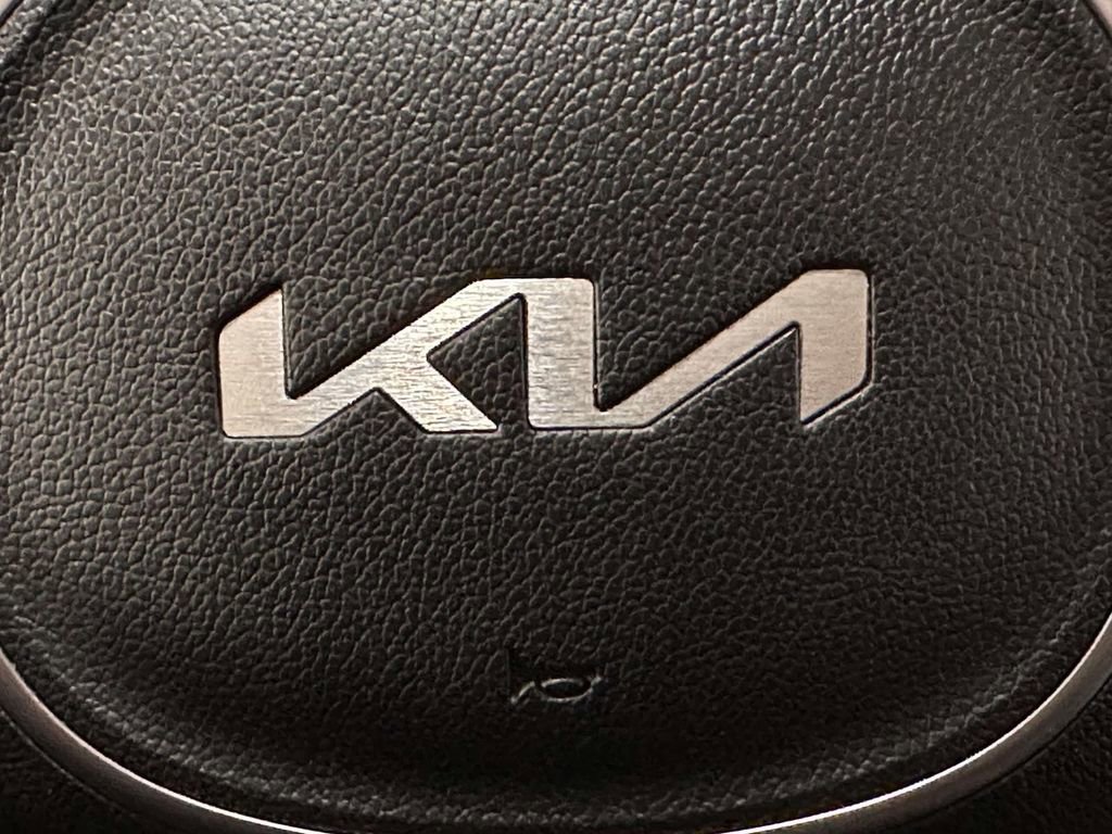 Used 2023 Kia Sorento X-Line EX image 26