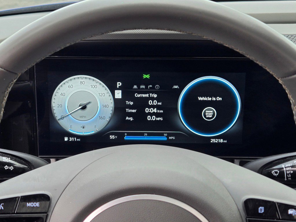 Used 2025 Hyundai Elantra SEL FWD image 29