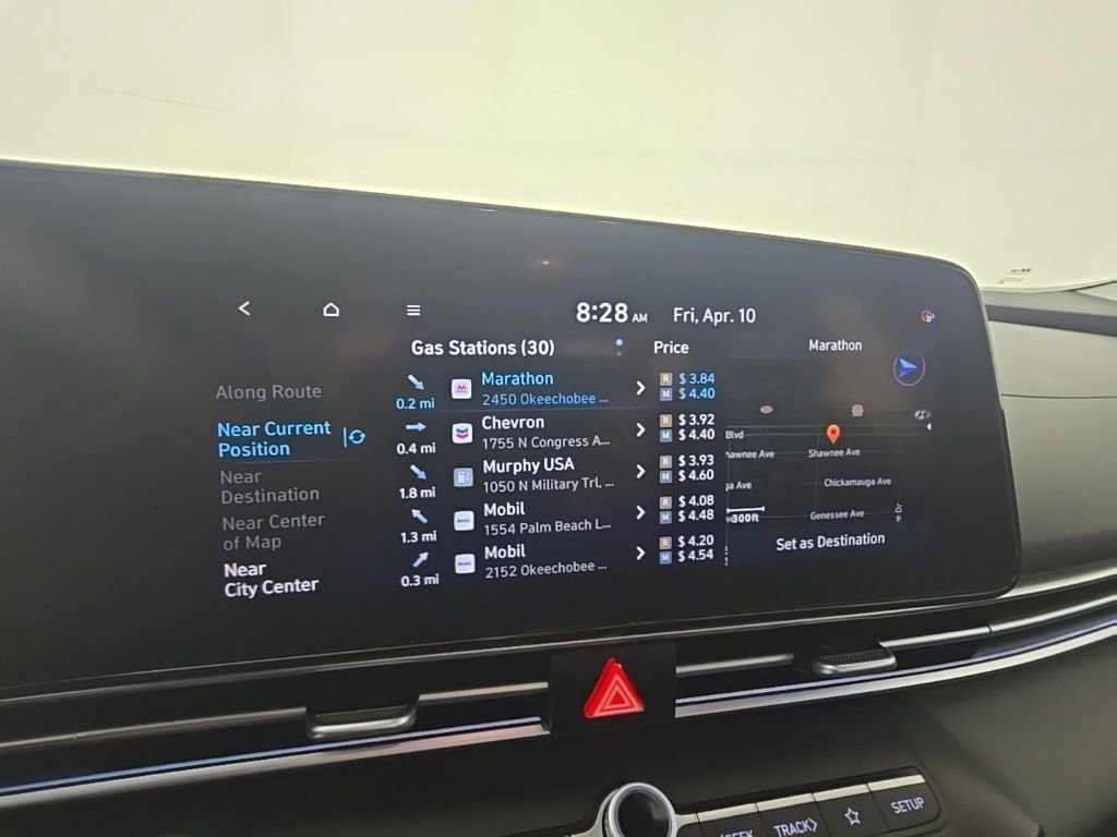 Used 2022 Hyundai Elantra Limited image 19