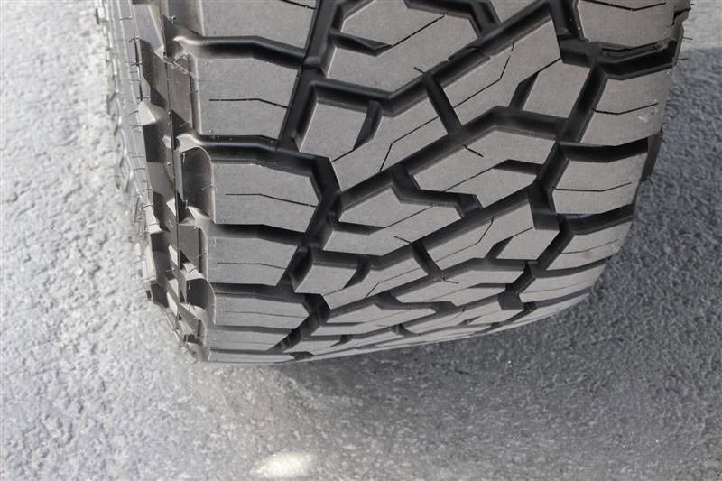 Used 2019 Ford F350 Platinum w/ Platinum Ultimate Package AWD/4WD image 47