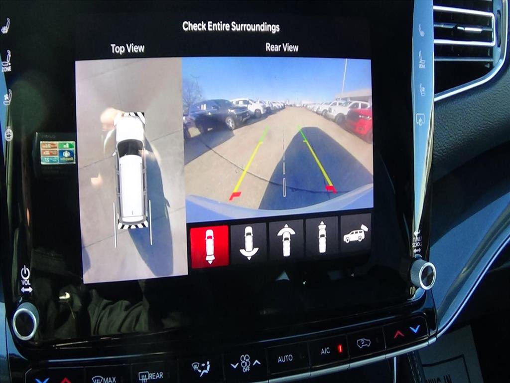 Certified 2024 Jeep Wagoneer 4WD w/ Convenience Group I image 29