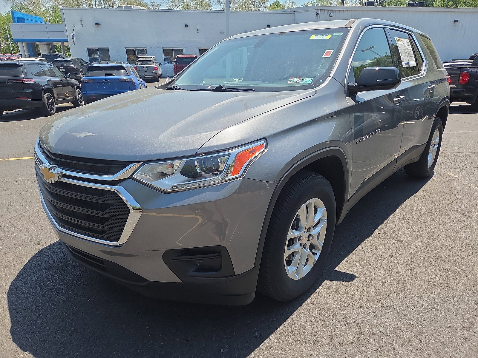 Used 2021 Chevrolet Traverse LS AWD/4WD image 7