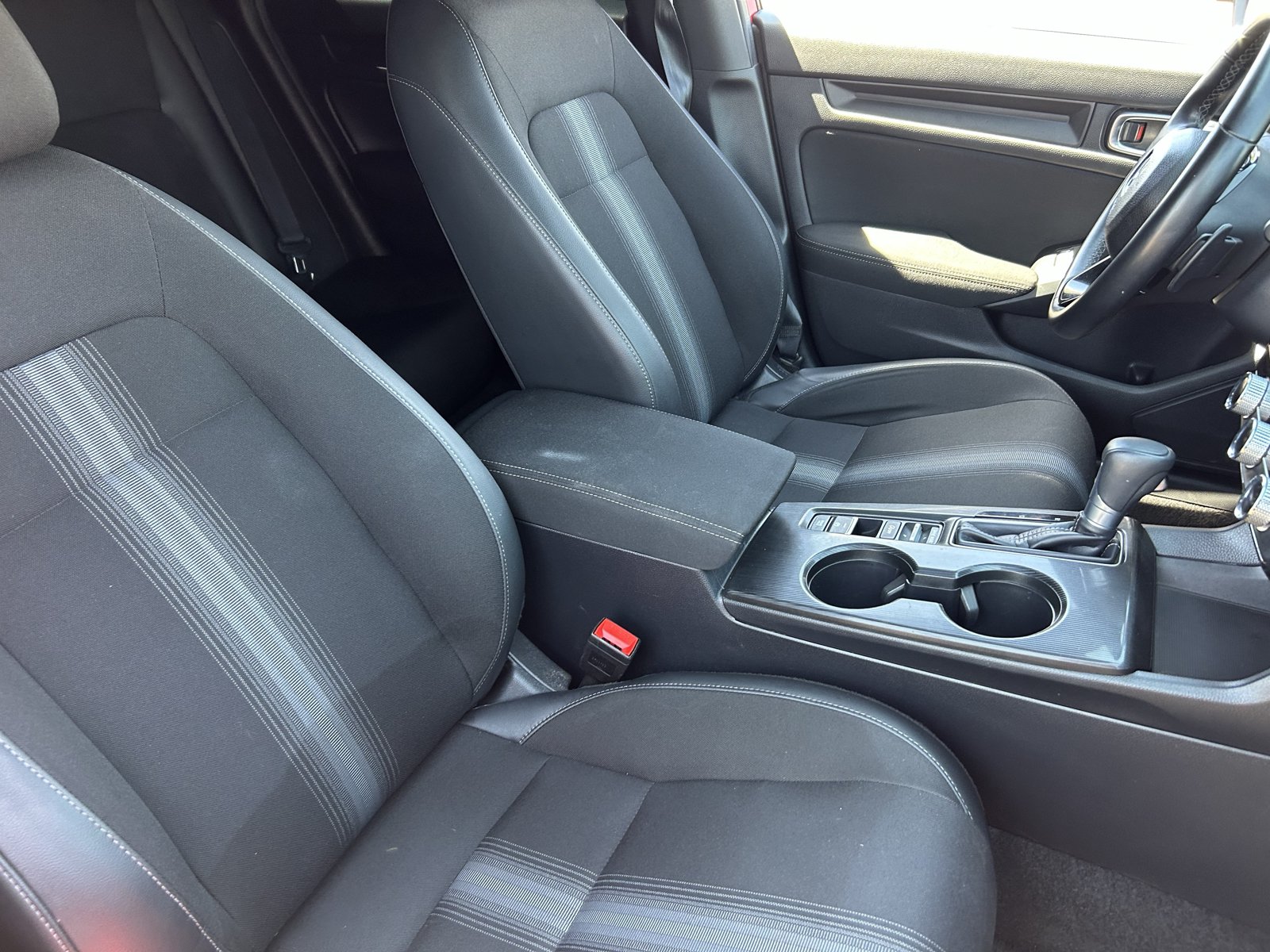 Used 2024 Honda Civic Sport image 11