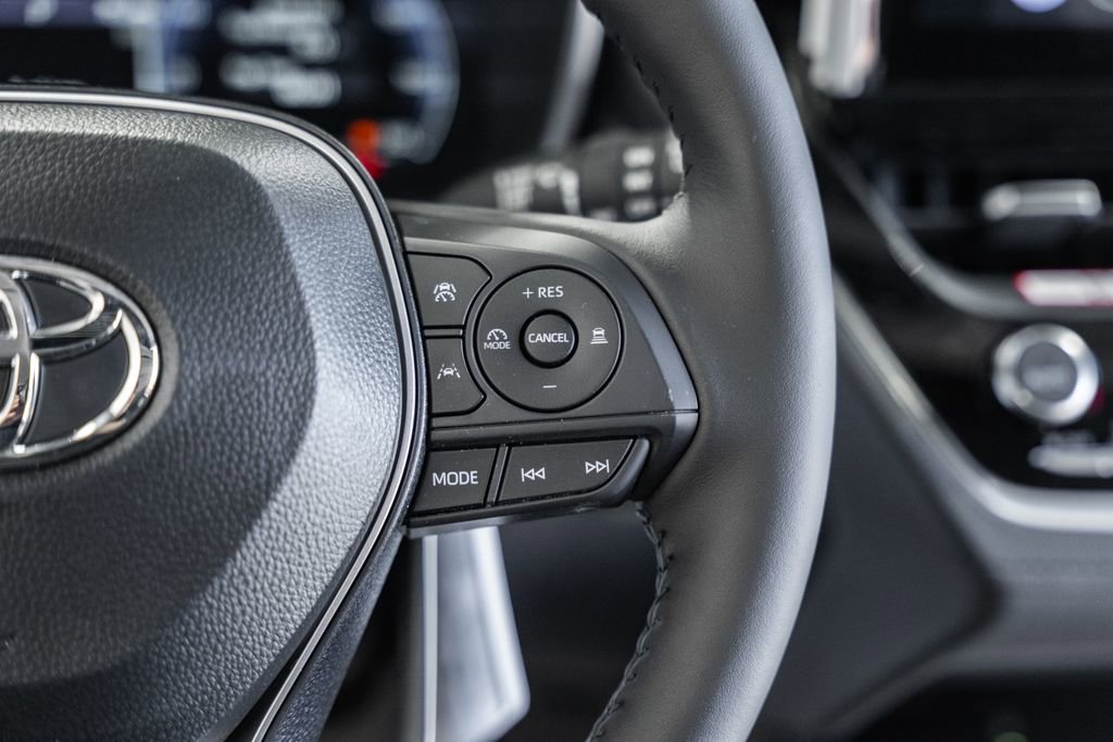 New 2026 Toyota Corolla Cross XLE image 32