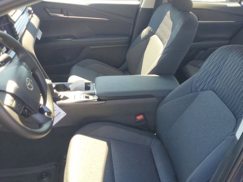 New 2026 Toyota Camry LE image 11