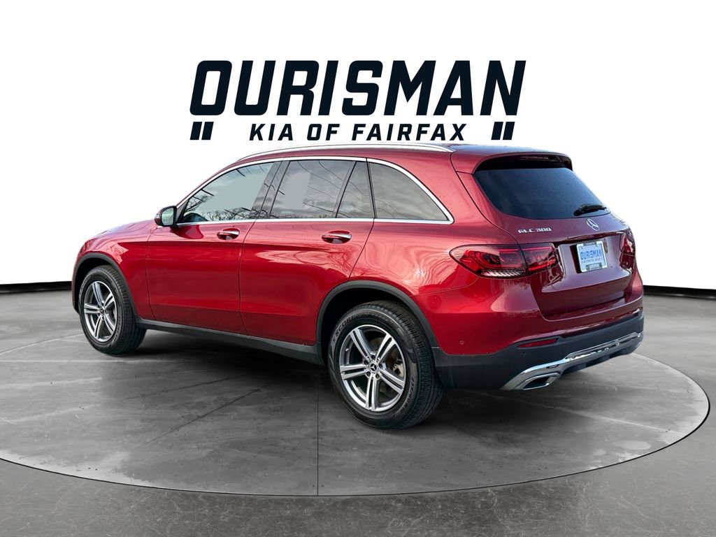Used 2021 Mercedes-Benz GLC 300 4MATIC w/ Premium Package image 4