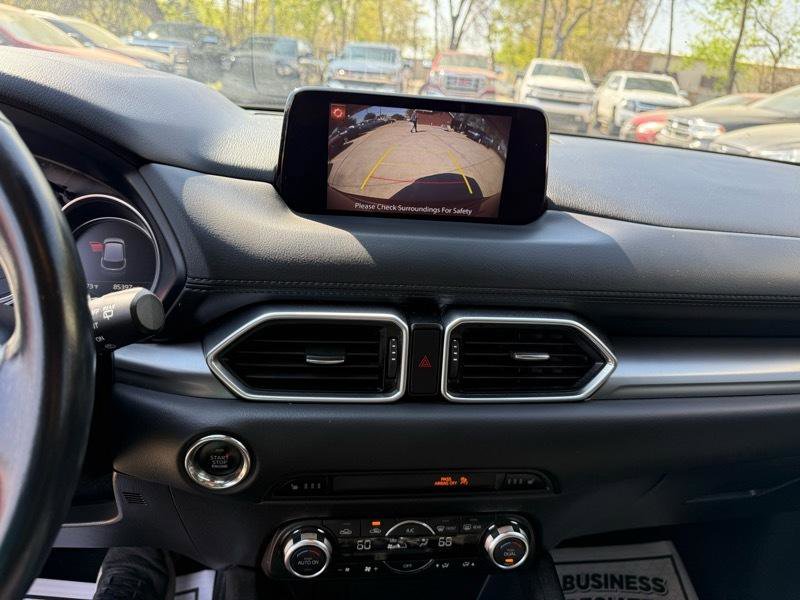 Used 2018 MAZDA CX-5 Touring FWD image 13