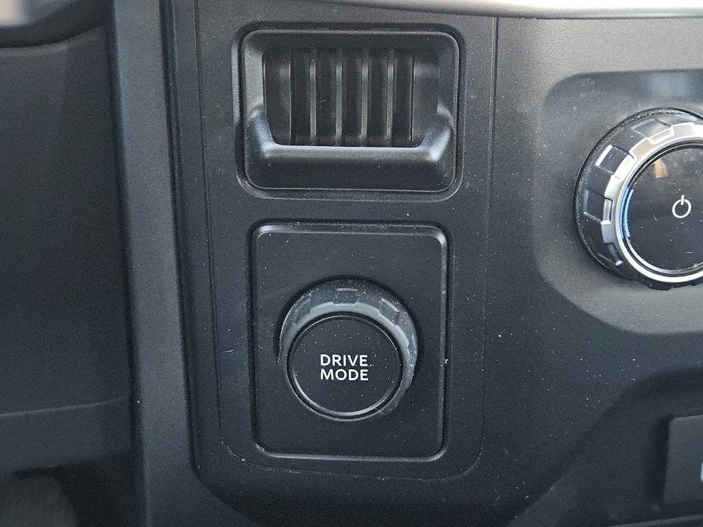 Used 2022 Ford F150 XLT w/ Equipment Group 301A Mid image 13