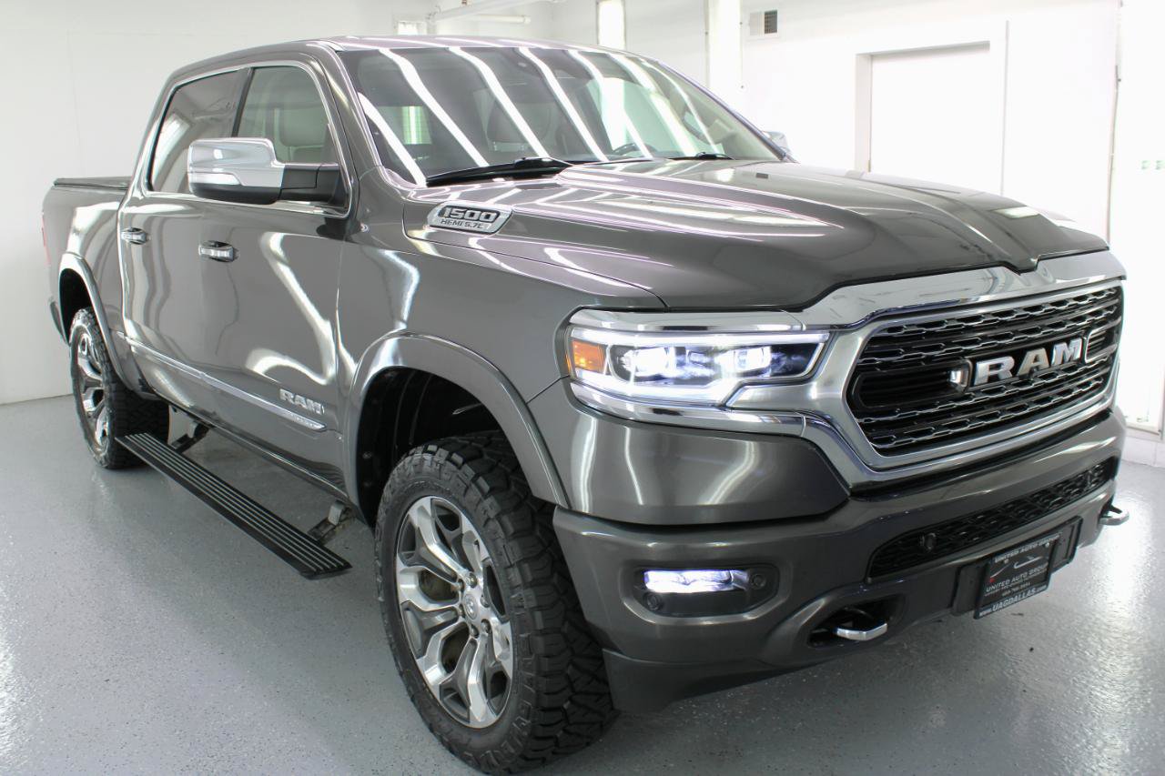 Used 2019 RAM 1500 Limited w/ Advanced Safety Group AWD/4WD image 12
