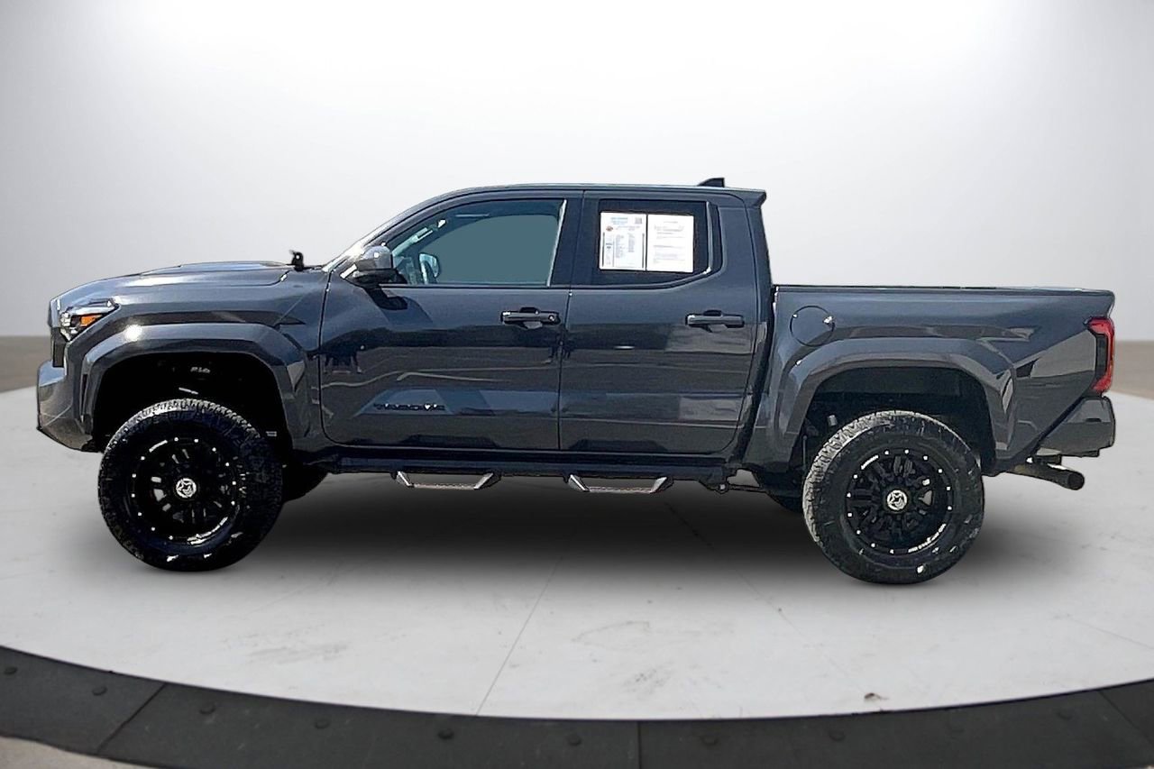 Used 2024 Toyota Tacoma TRD Sport image 6