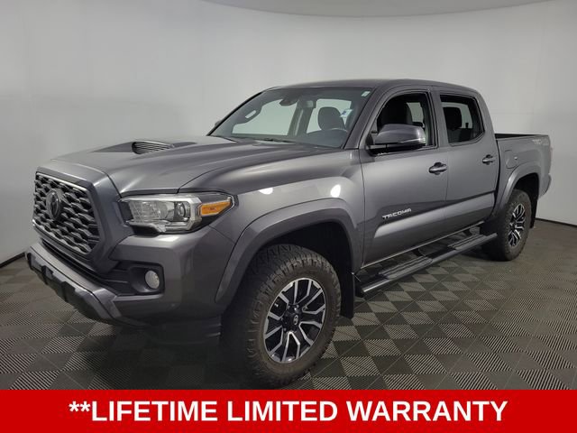 Used 2021 Toyota Tacoma TRD Sport image 3