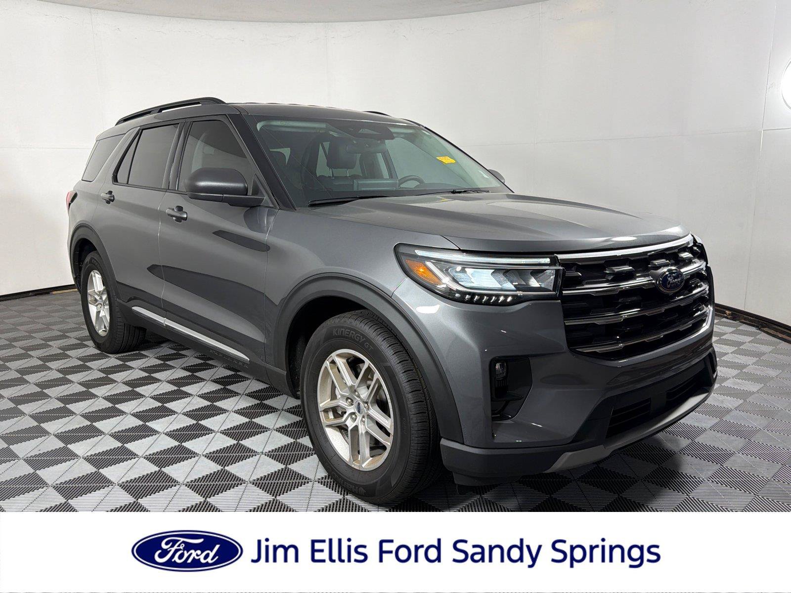 Used 2025 Ford Explorer Active w/ Active Comfort Package