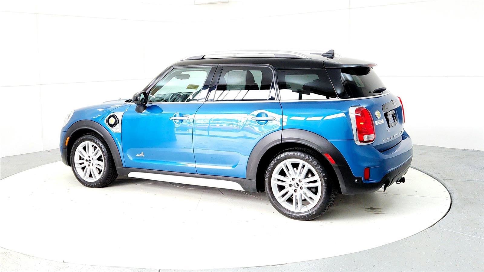 Used 2019 MINI Cooper Countryman SE w/ Premium Package AWD/4WD image 4
