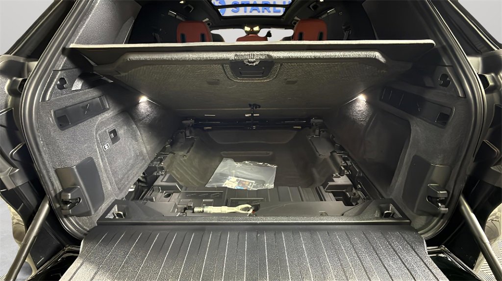 Used 2025 BMW X5 M Competition w/ Executive Package image 33