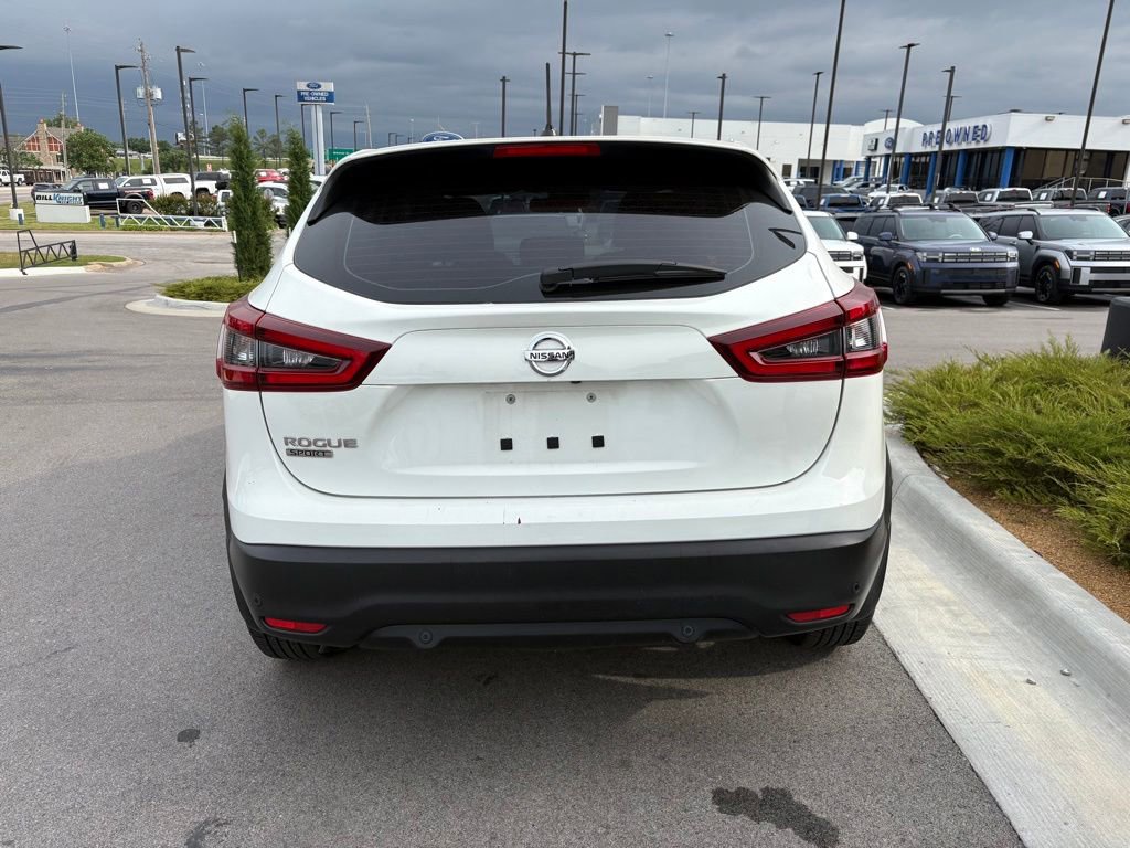 Used 2020 Nissan Rogue Sport S w/ Appearance Package FWD image 6