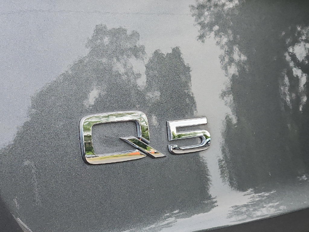 Used 2023 Audi Q5 2.0T Premium Plus AWD/4WD image 29