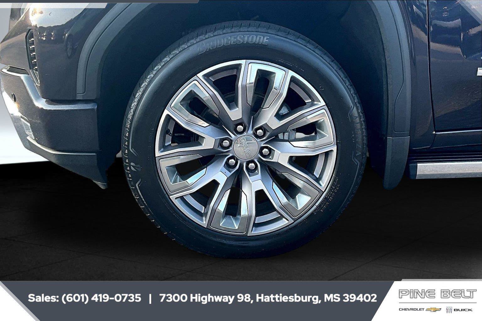 Used 2023 GMC Sierra 1500 Denali w/ Denali Reserve Package RWD image 8