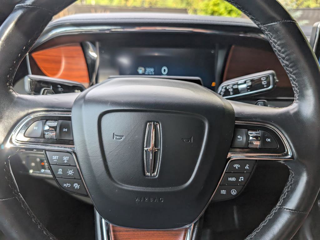 Used 2022 Lincoln Navigator Reserve image 36