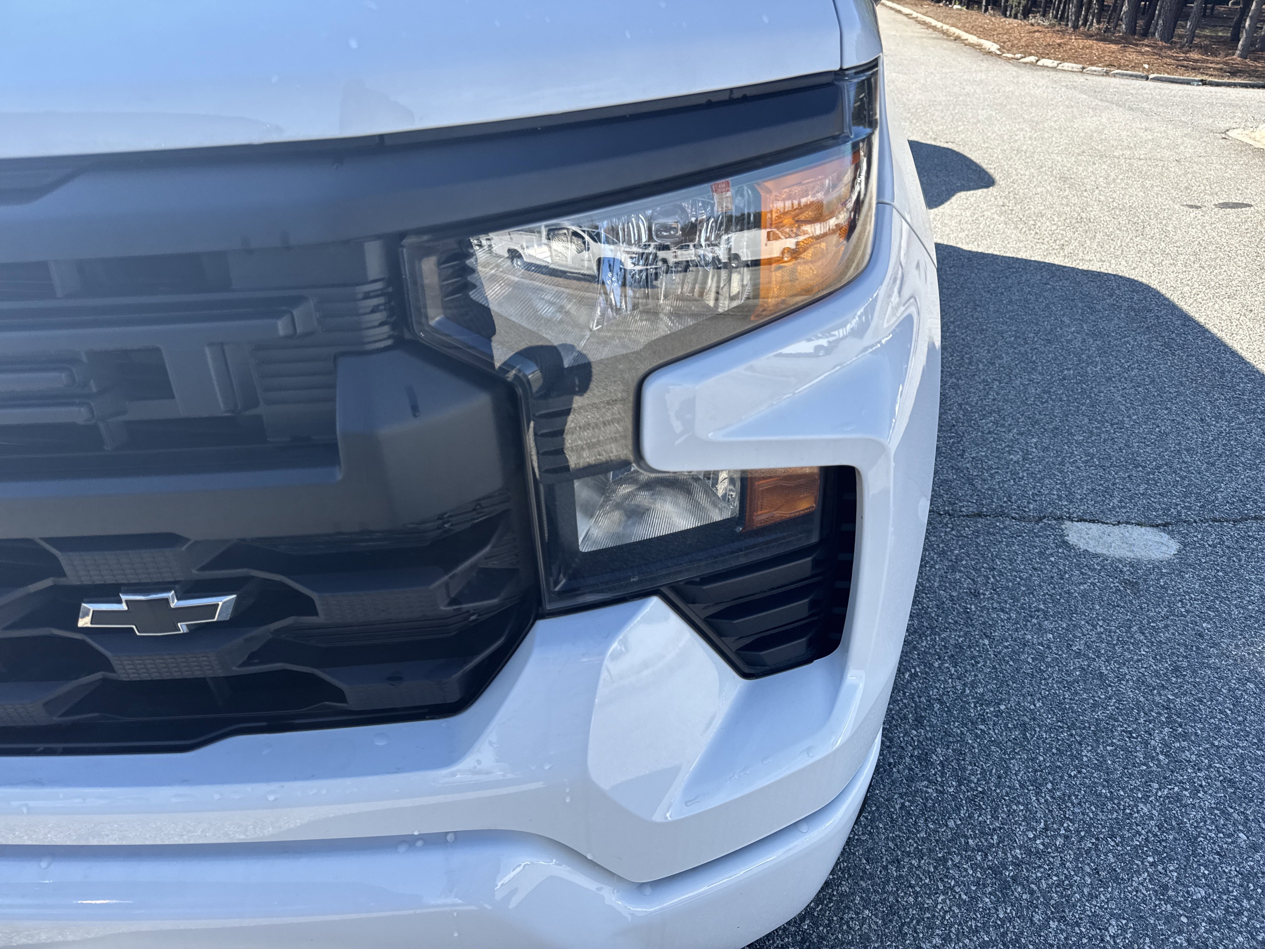 Used 2023 Chevrolet Silverado 1500 Custom image 6