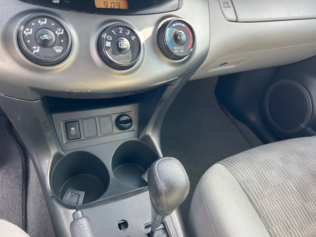 Used 2012 Toyota RAV4 4WD w/ Value Pkg image 30