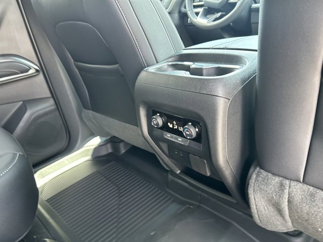 New 2026 Chevrolet Traverse LT w/ Midnight/Sport Edition image 46