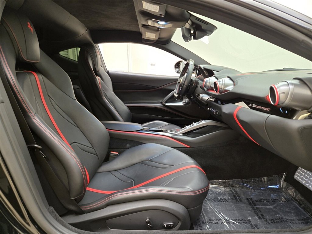 Used 2020 Ferrari 812 Superfast image 23