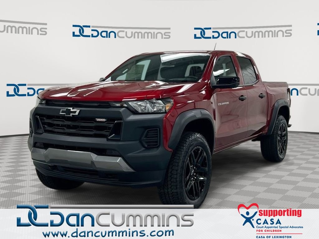 Used 2024 Chevrolet Colorado Trail Boss w/ Technology Package AWD/4WD image 1