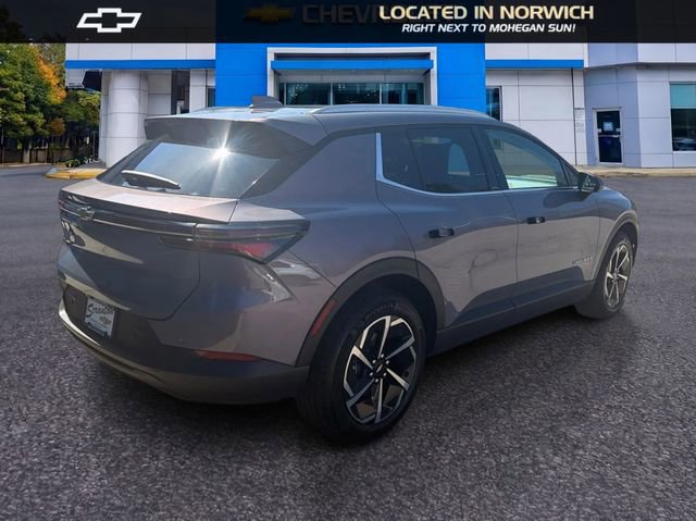 New 2026 Chevrolet Equinox EV LT AWD/4WD image 5