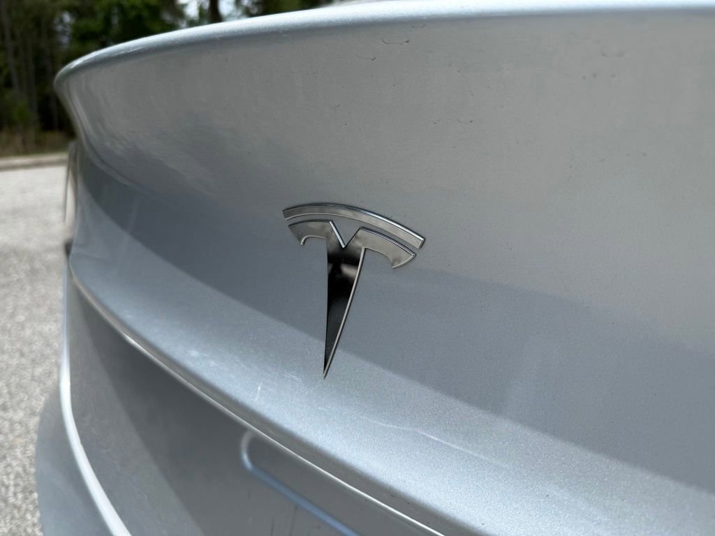 Used 2018 Tesla Model 3 Mid Range RWD image 12