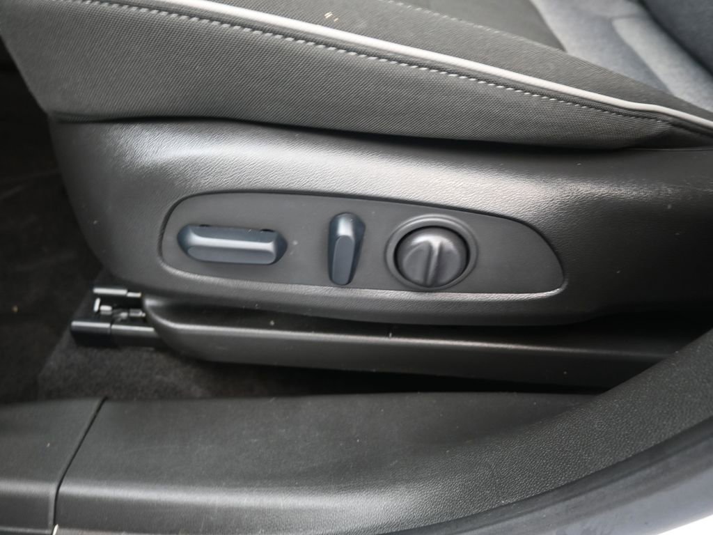 Used 2023 Chevrolet TrailBlazer LT w/ Convenience Package image 15